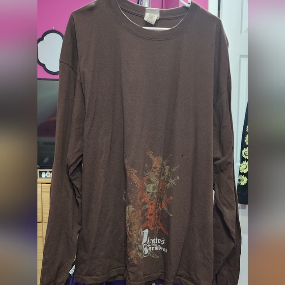 Disney Other - Disney Pirates of the Caribbean Tee